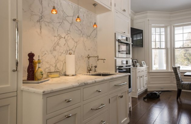CALACATTA GOLD Sink Counter